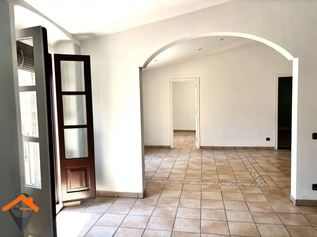 Piso en venta en Sabadell con Balcón