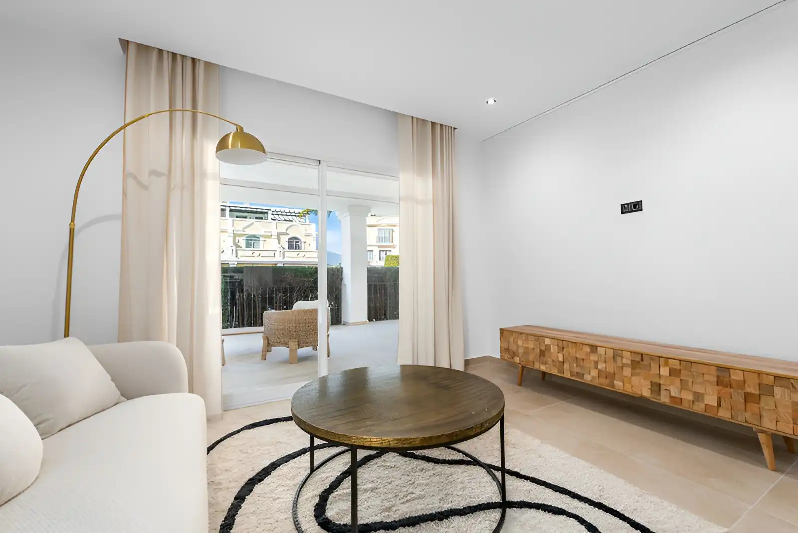 Home with pool for sale in Marbella Centro, imagen 9