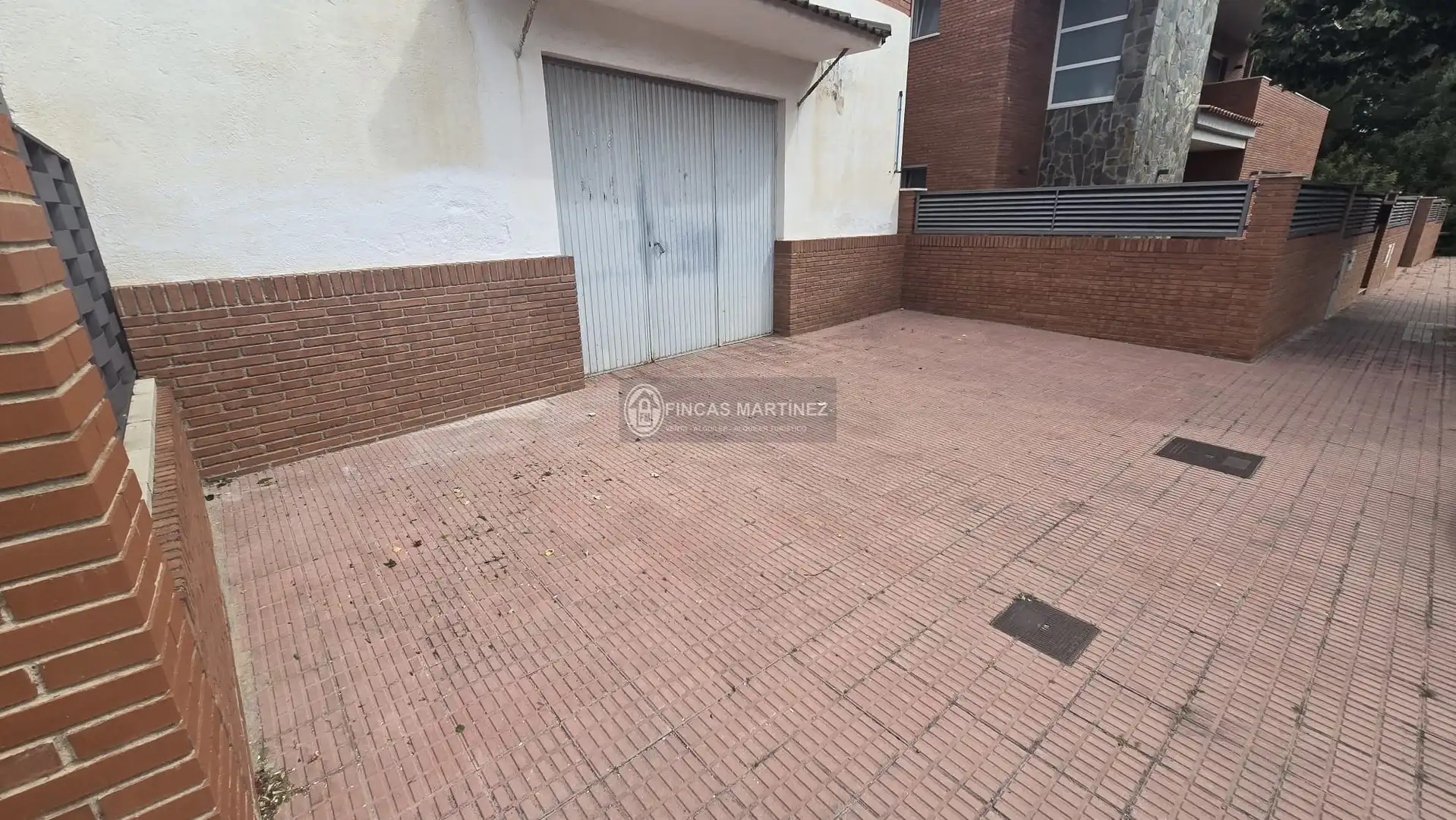 Parkplatz von Haus oder Chalet zum Verkauf in Cambrils mit Terrasse, Abstellraum und Möbliert