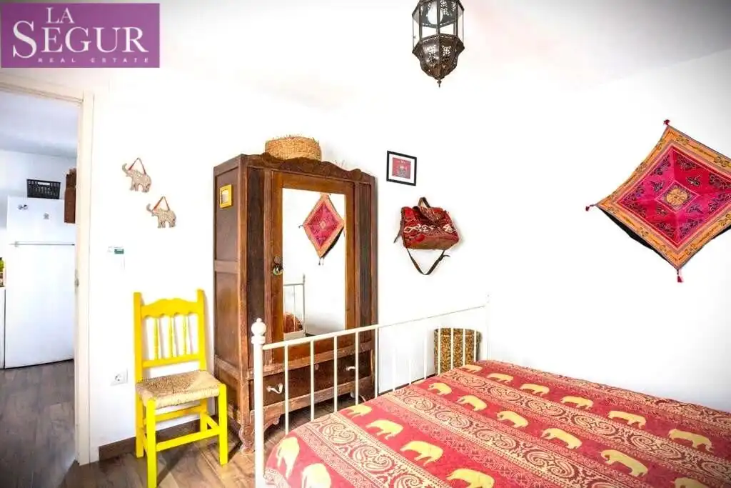 Habitación de Ático en venta en Cádiz con Aire acondicionado, Terraza y Amueblado