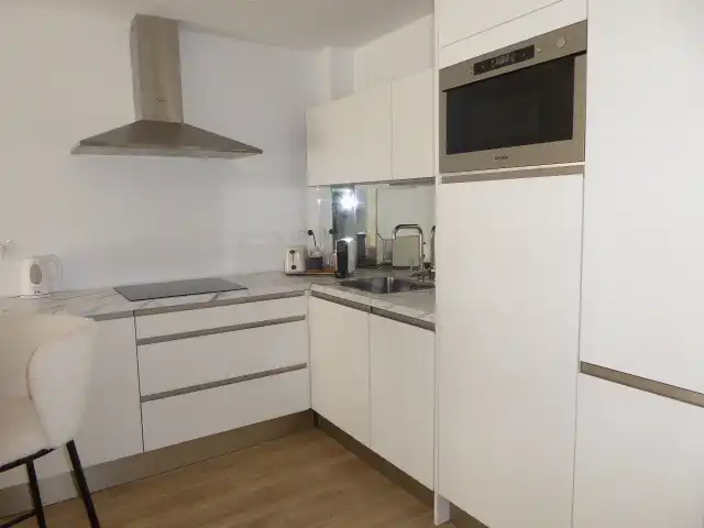 Mini appartamento con piscina in affitto a Calle Antonio Jiménez Ruiz 6, imagen 10