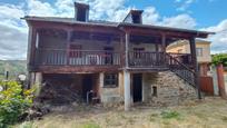 Vista exterior de Finca rústica en venda en Villafranca del Bierzo amb Balcó