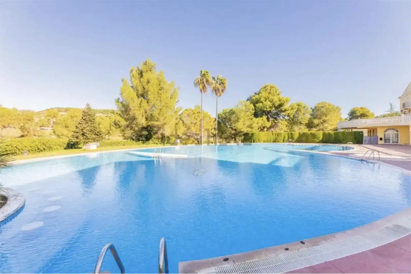 Piscina de Pis en venda en Godelleta amb Aire condicionat, Jardí privat i Piscina