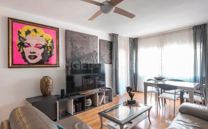 Living room of Apartment for sale in Sant Just Desvern  with Air Conditioner and Balcony