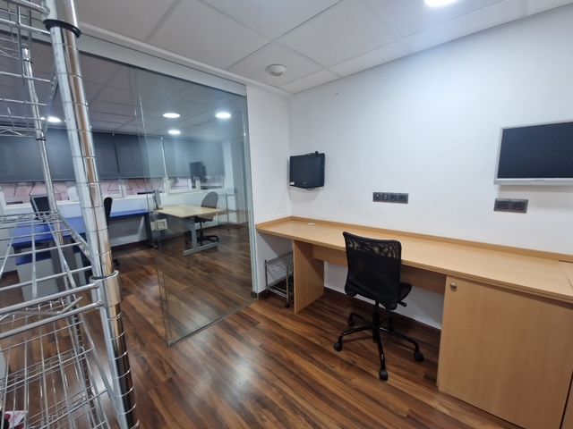Office to rent in Barrio del Centro