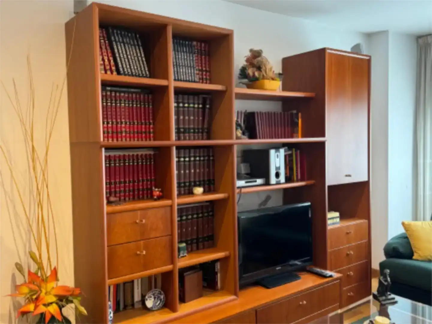 Sala de estar de Piso en venta en Quiroga con Parquet, Trastero y Amueblado