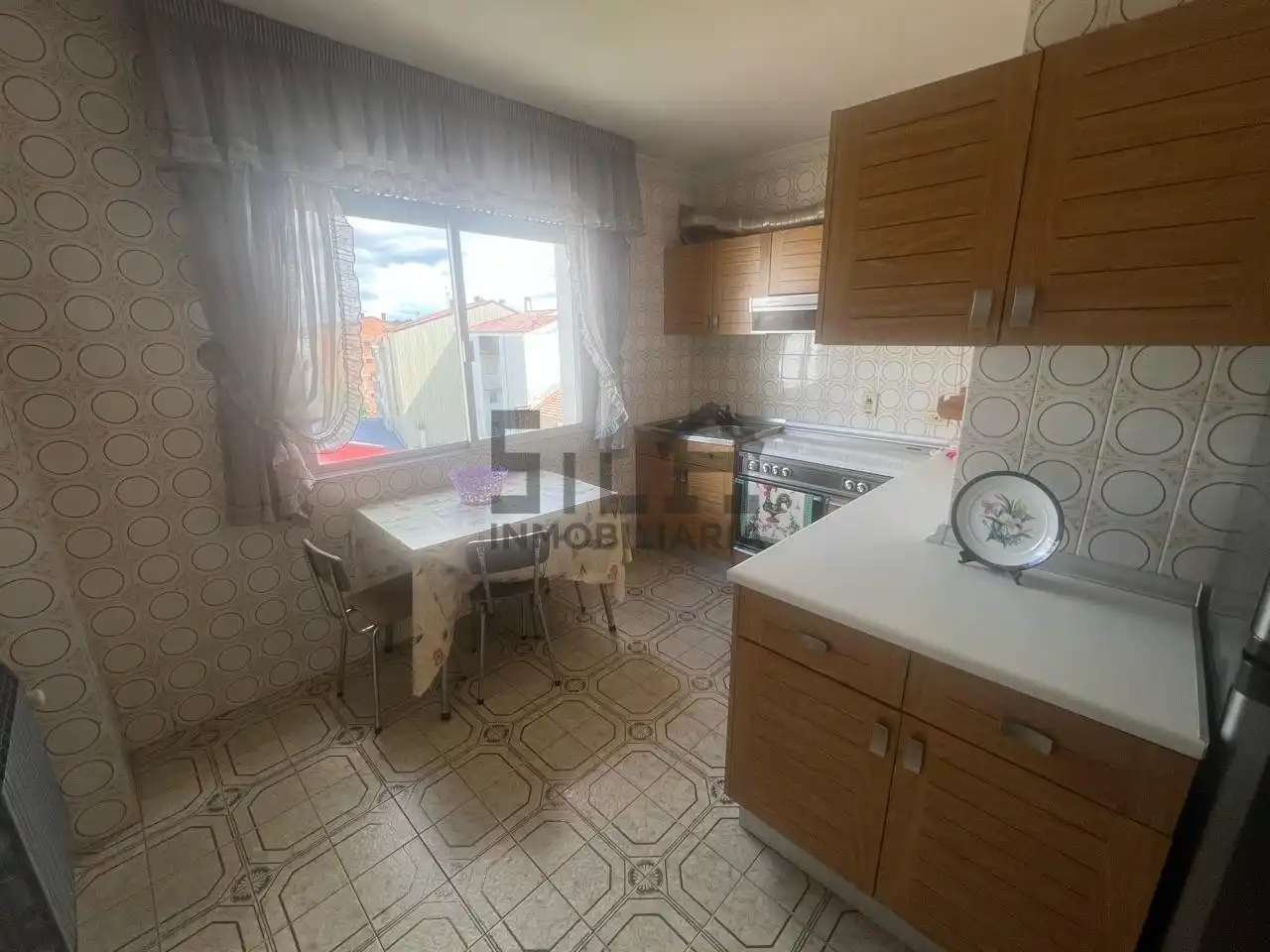 Kitchen of Flat for sale in O Carballiño    with Heating, Parquet flooring and Furnished