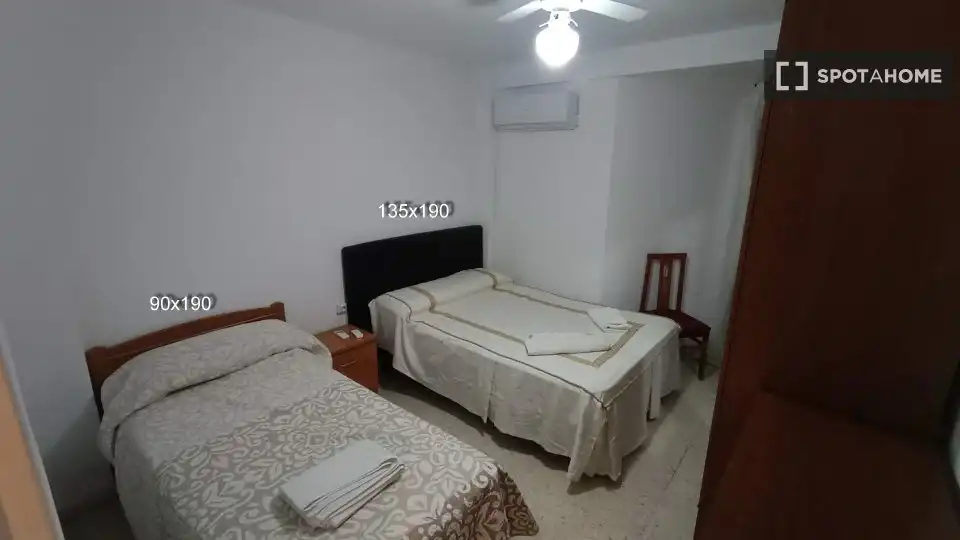 Habitació a Juan XXIII - Rochelambert