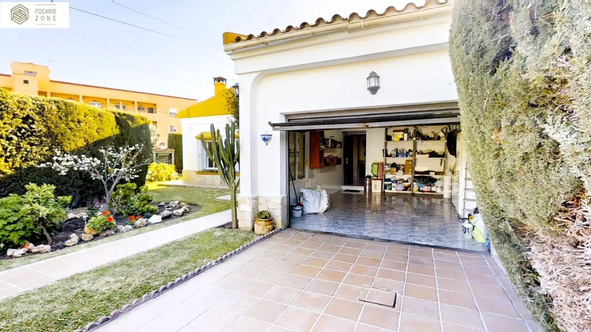Vista exterior de Casa o chalet en venta en Rincón de la Victoria con Aire acondicionado, Jardín privado y Terraza