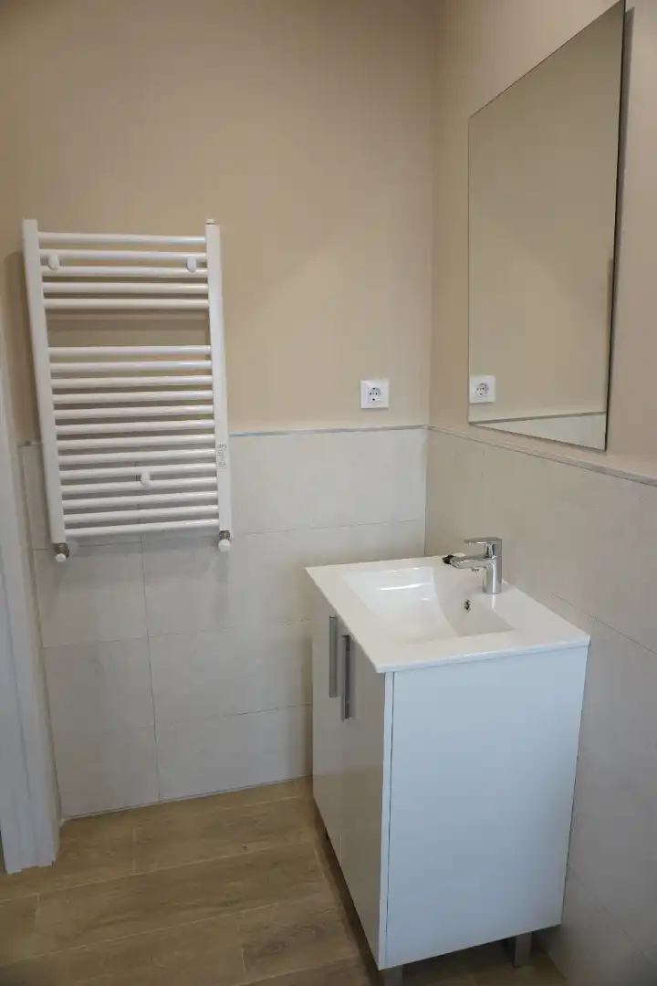 Bany de Casa o xalet per a compartir en Ávila amb Calefacció, Moblat i Rentadora
