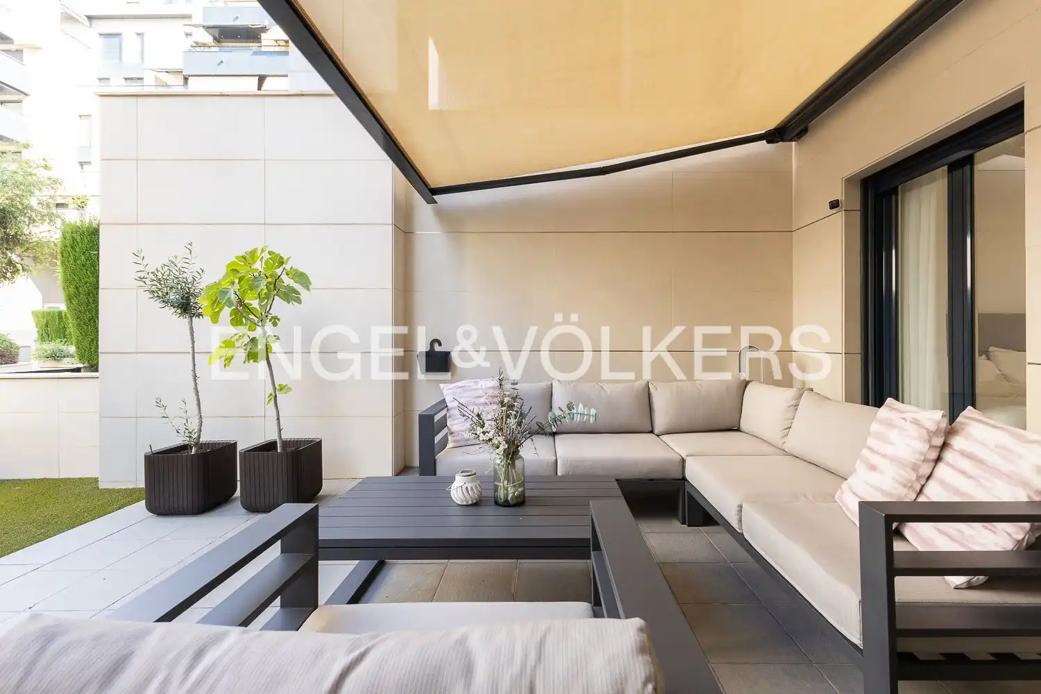 Terraza de Dúplex en venta en Valencia con Aire acondicionado, Calefacción y Jardín privado