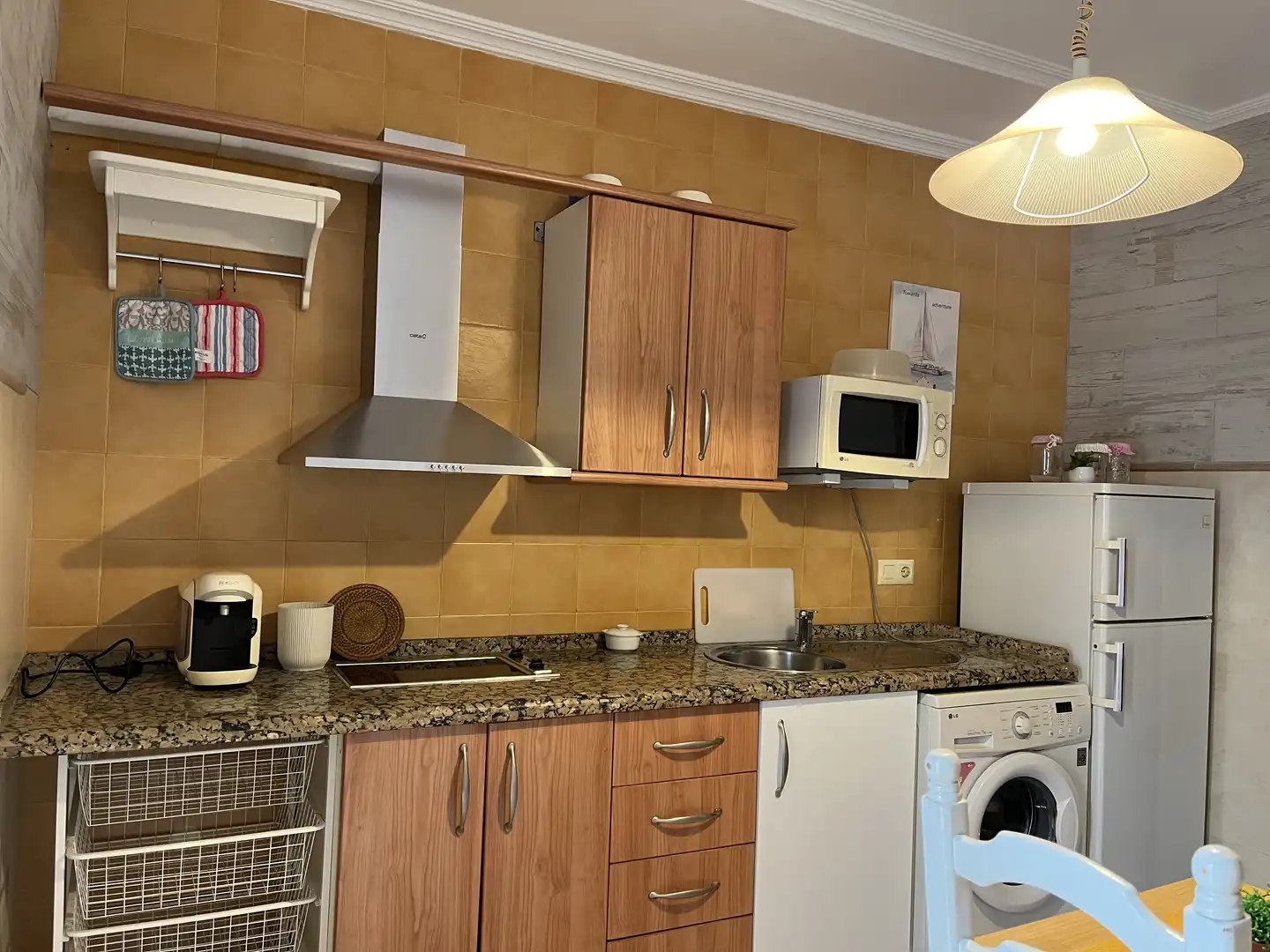 Kitchen of Flat for rent in Los Barrios  with Balcony