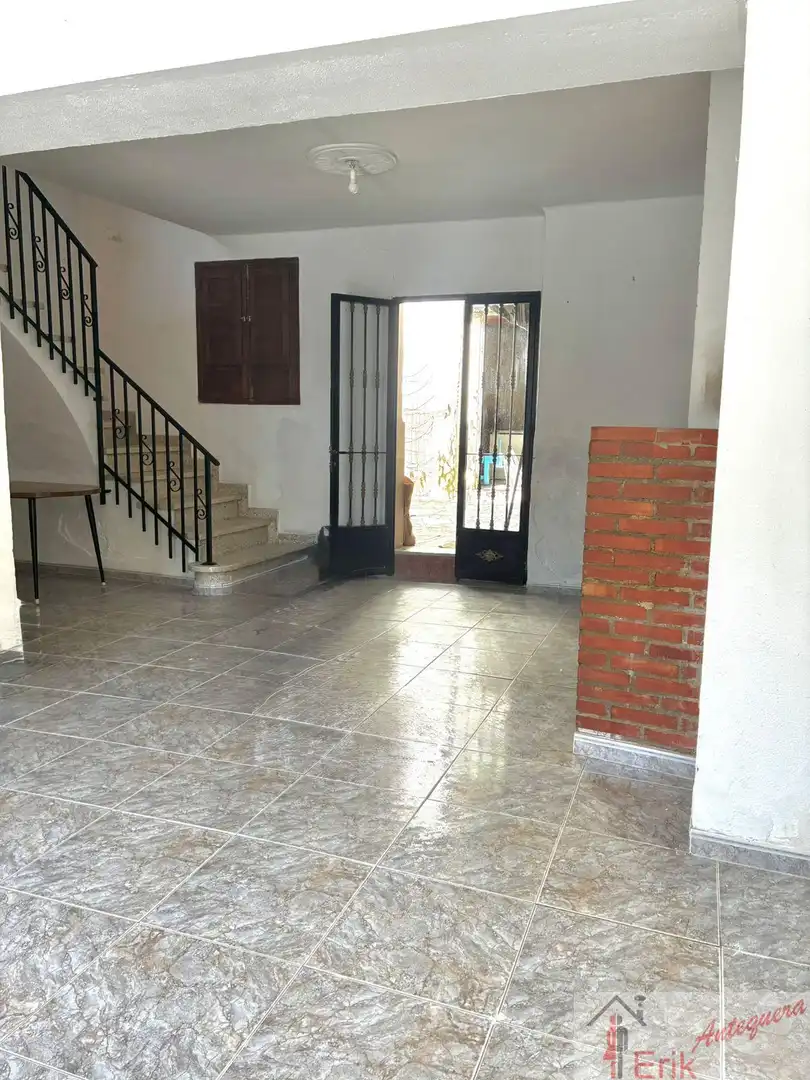 Detached homes for sale in Antequera  with Terrace, Storage room and Balcony