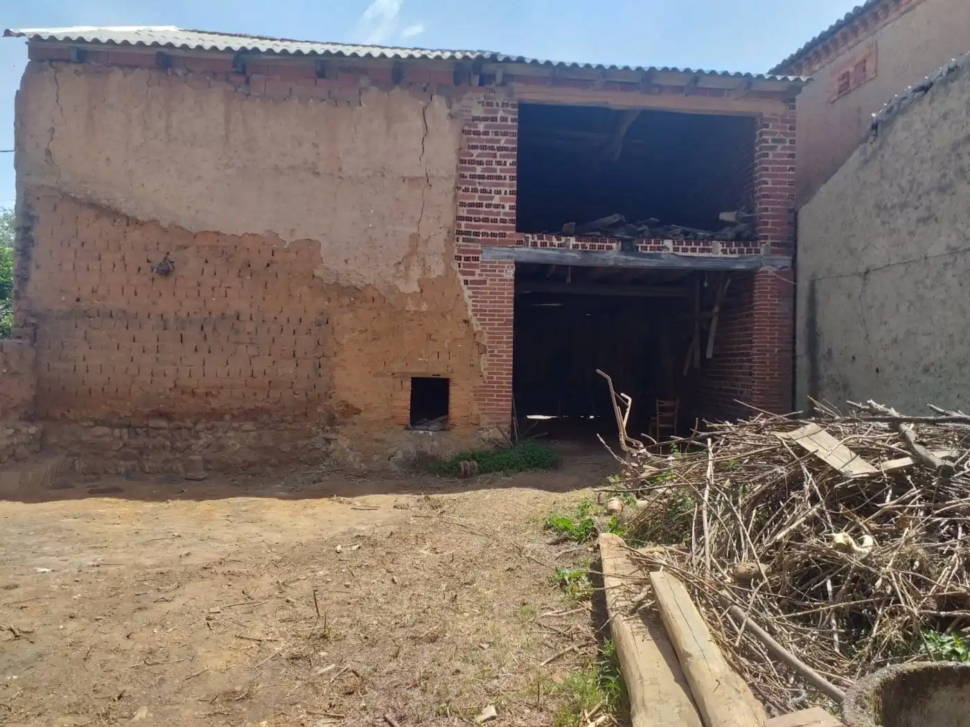 Vista exterior de Casa o xalet en venda en Garrafe de Torío