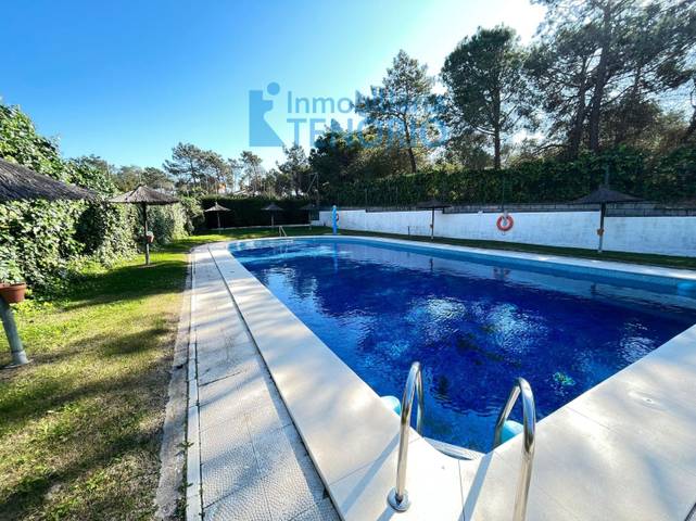 Casa-chalet en Venta en Lepe