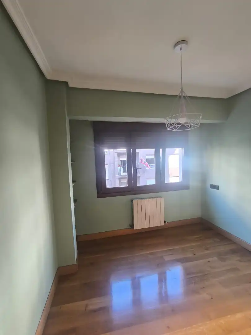 Habitación de Piso en venta en Portugalete con Calefacción, Trastero y Amueblado