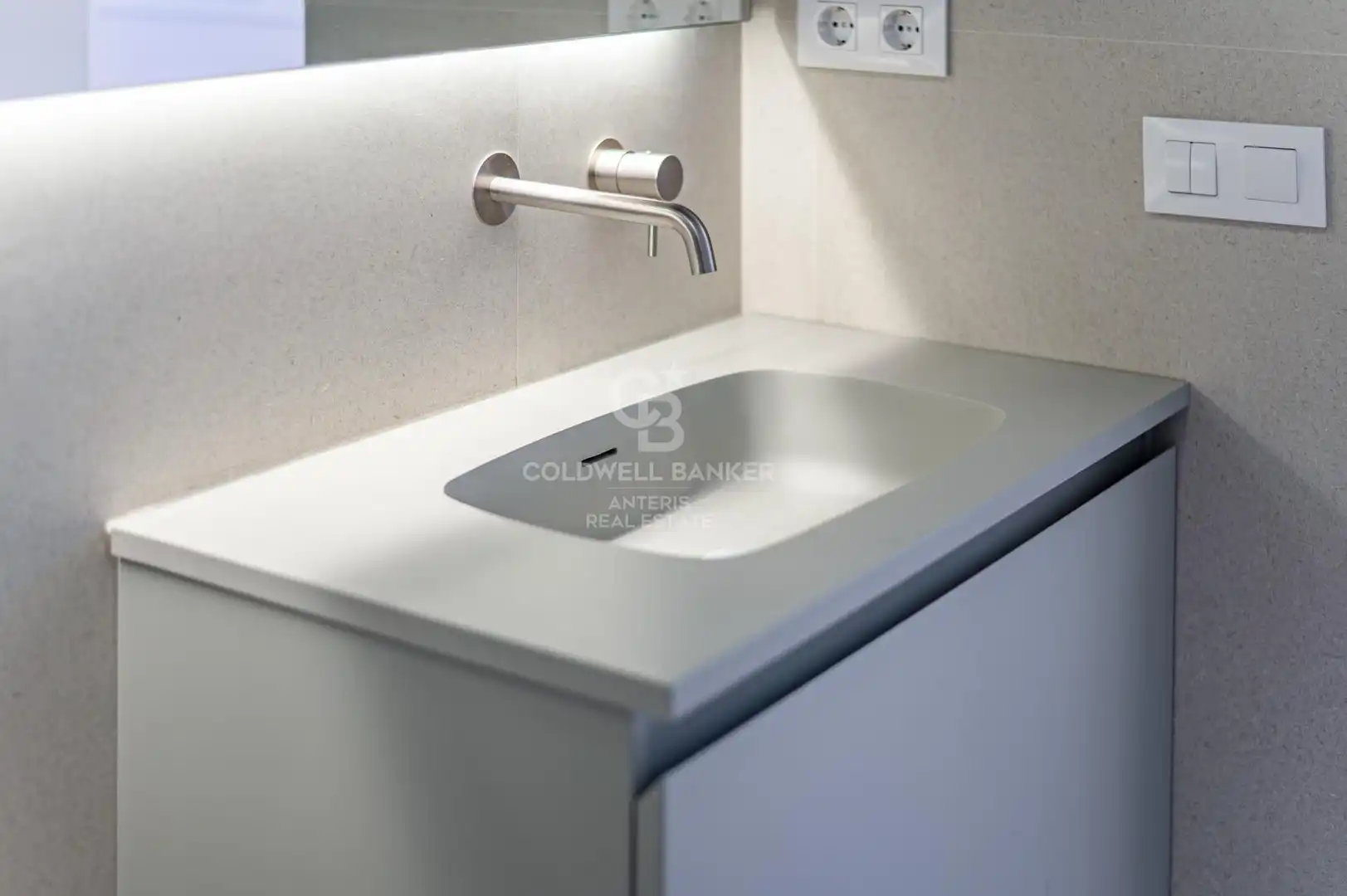 Baño de Piso en venta en Barcelona con Aire acondicionado, Calefacción y Balcón