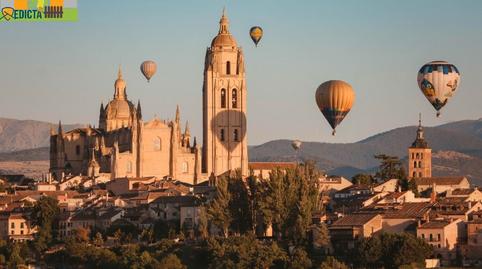 Foto 2 de Casa adosada en venda a Palazuelos de Eresma, Segovia