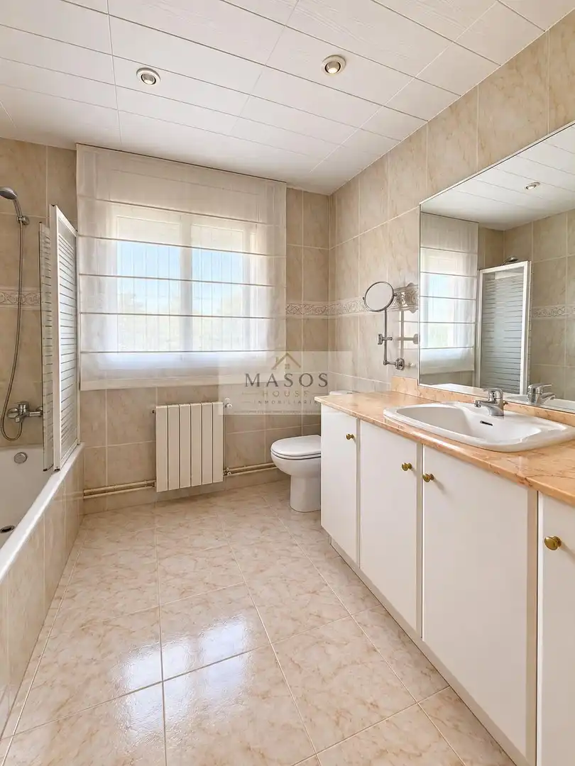Haus mit Pool zum Verkauf in La Bisbal del Penedès, imagen 22