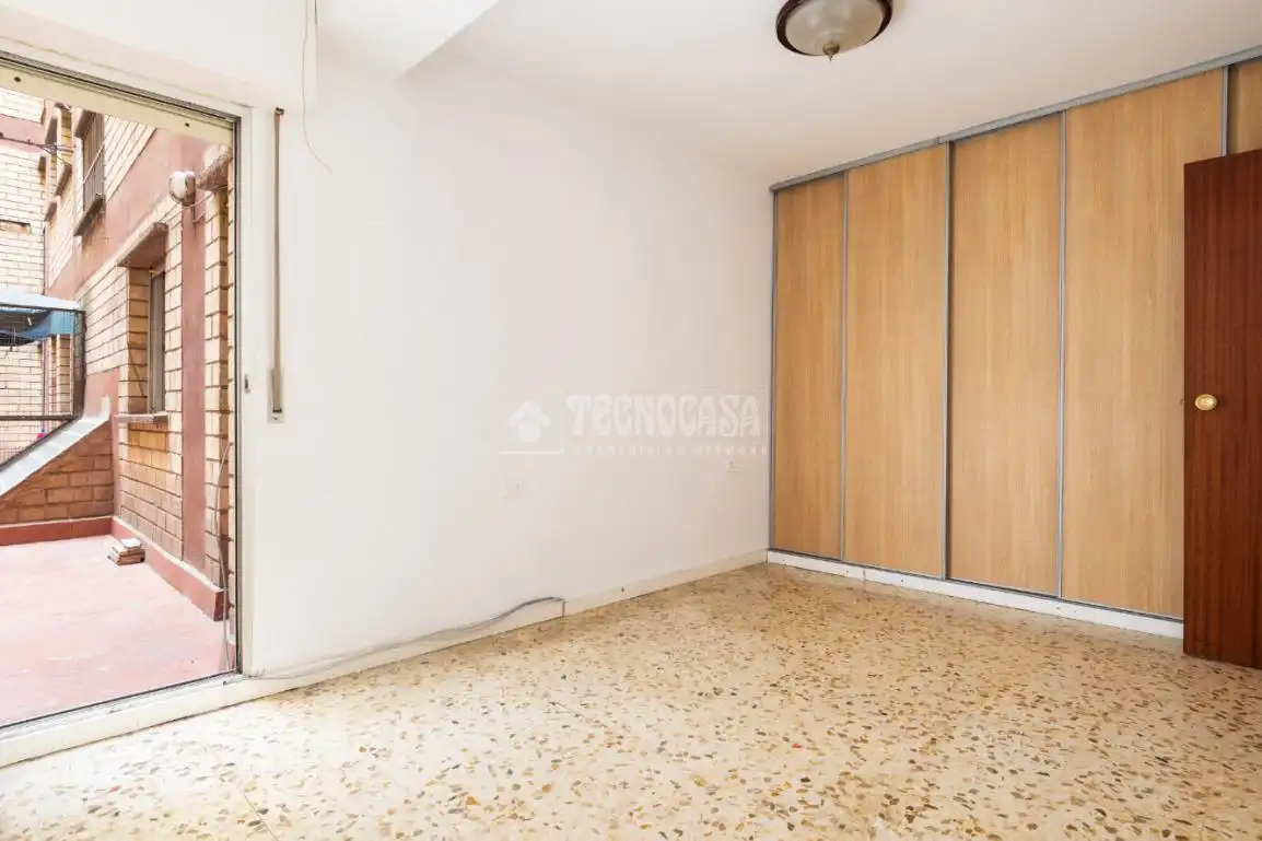 Habitación de Piso en venta en Zaragoza