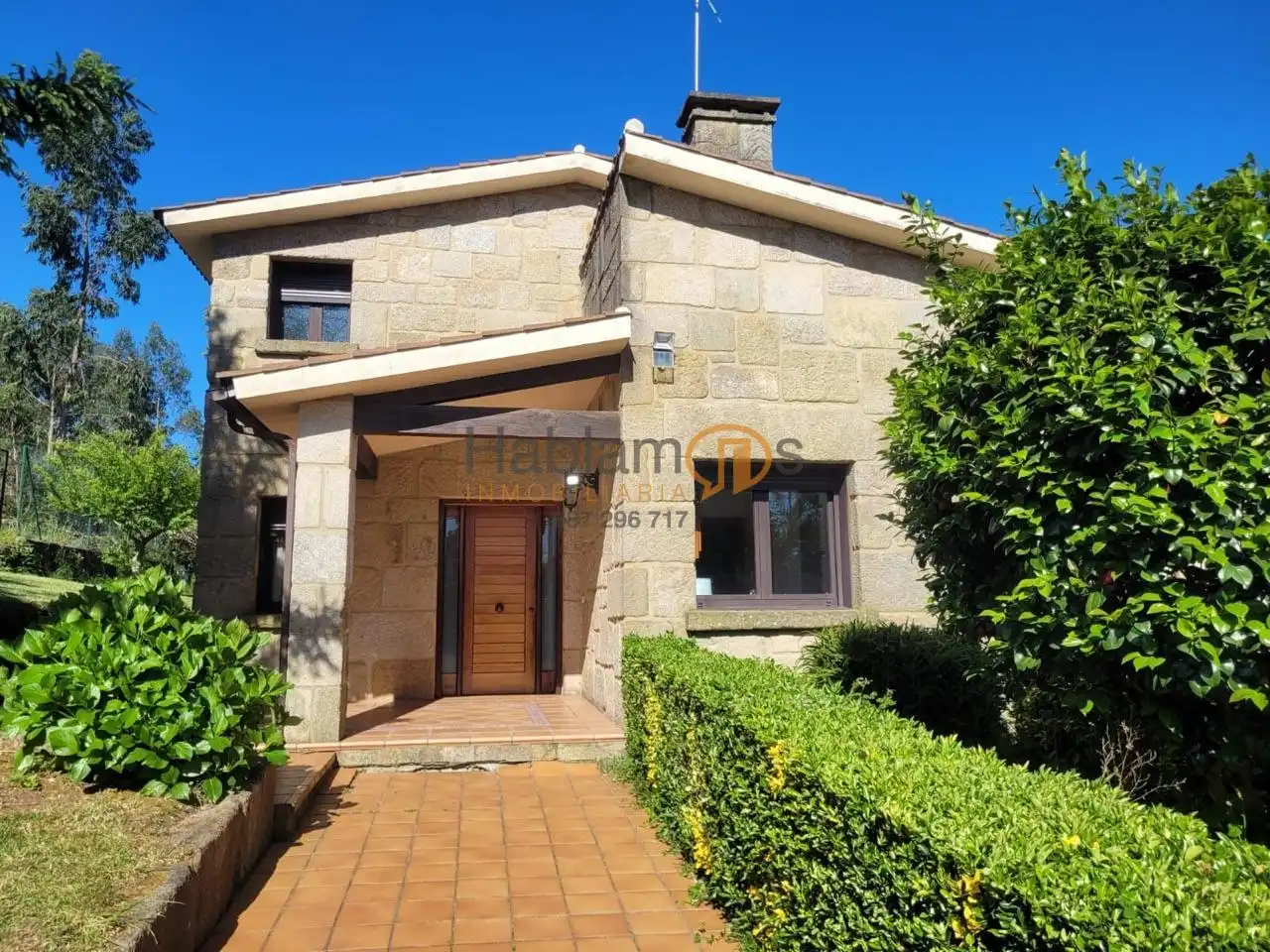 Exterior view of Houses for sale in O Grove    with Heating, Private garden and Parquet flooring