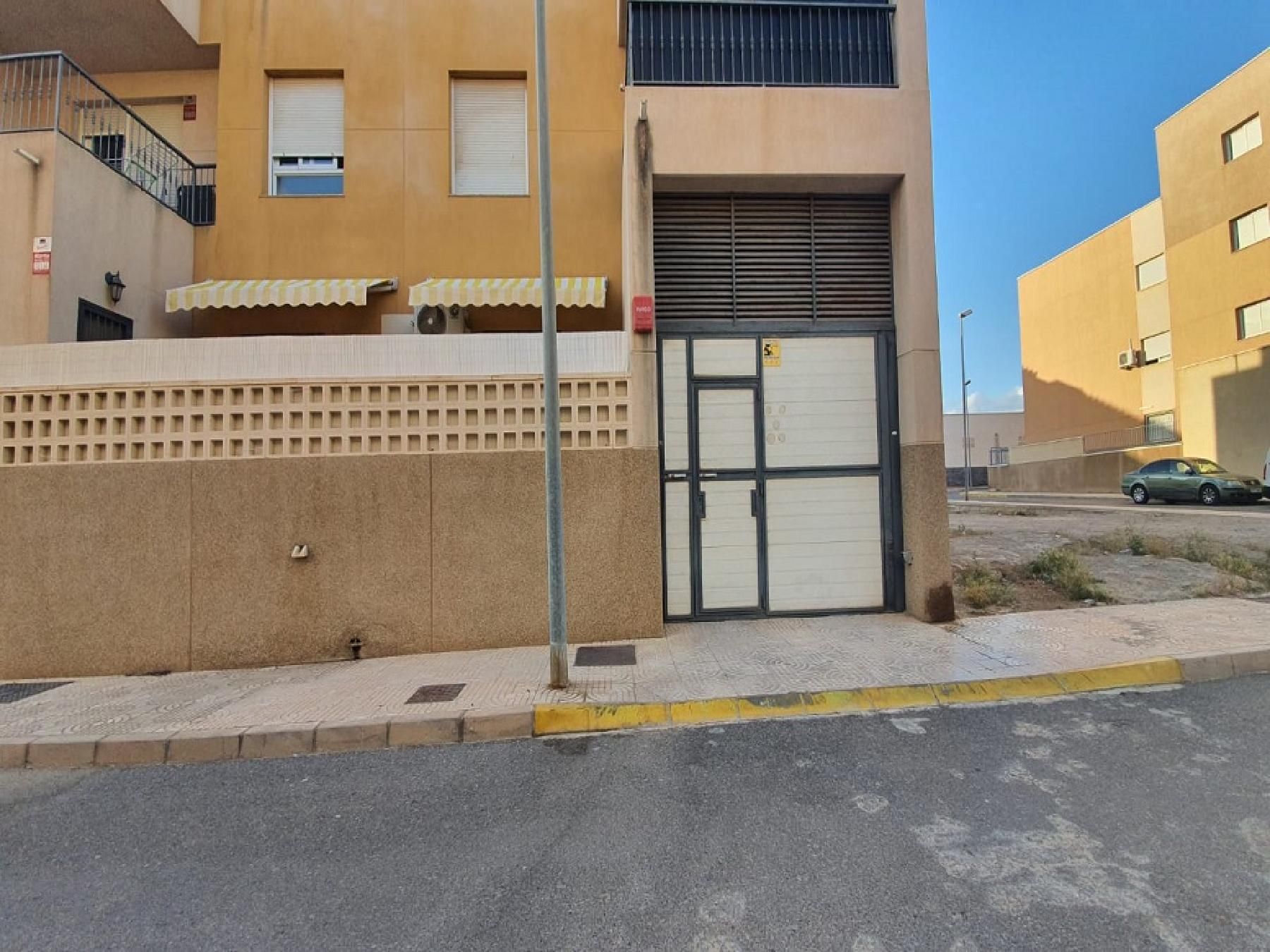 Exterior view of Flat for sale in Vícar