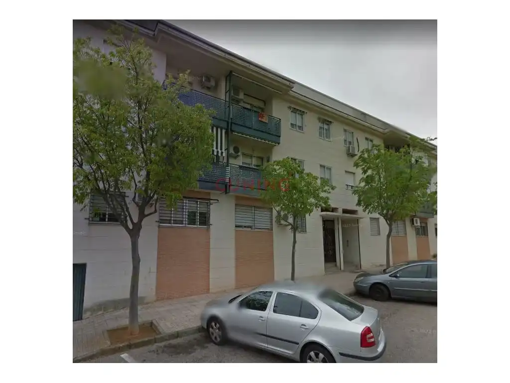 Vista exterior de Pis en venda en Cáceres Capital