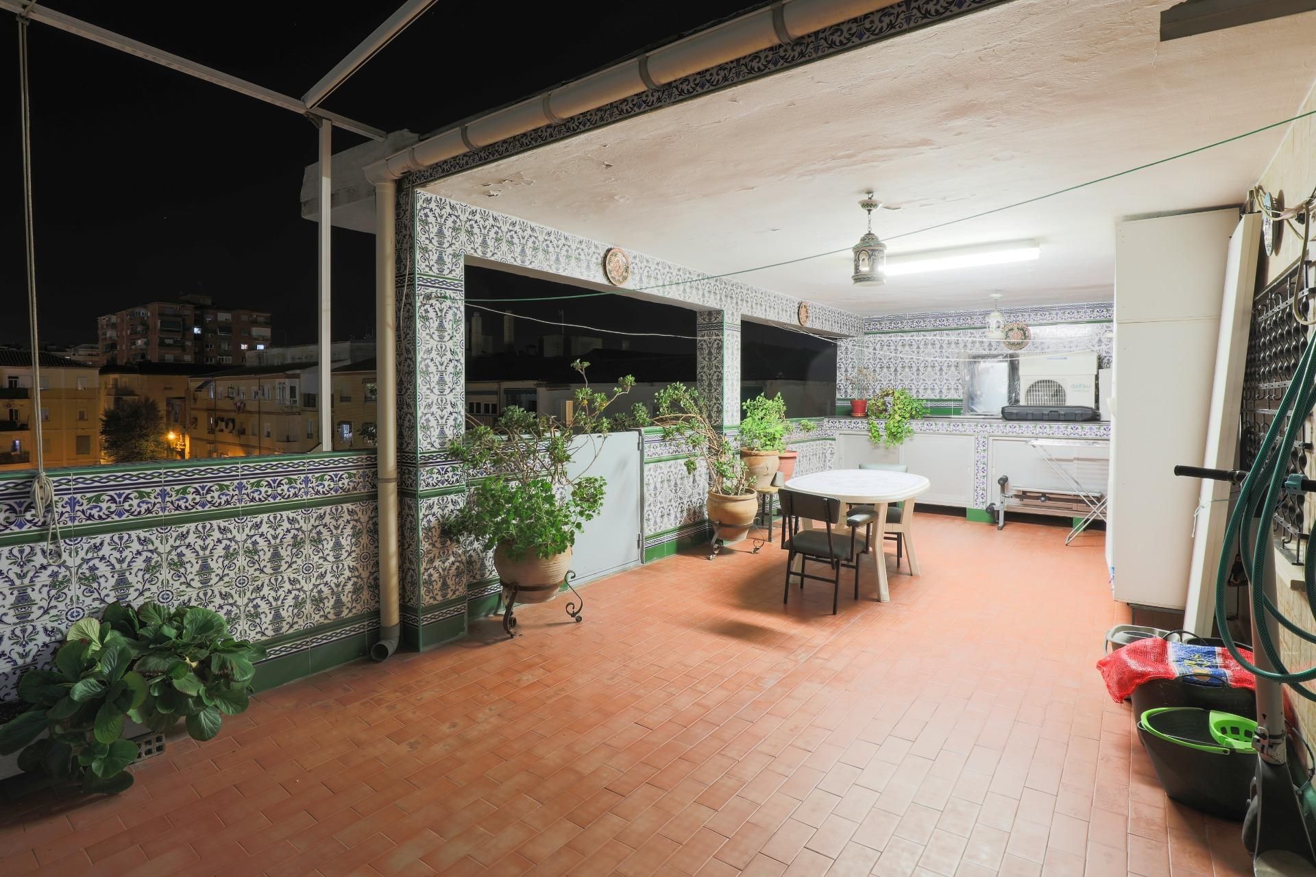 Terrassa de Àtic en venda en  Granada Capital amb Aire condicionat, Terrassa i Balcó