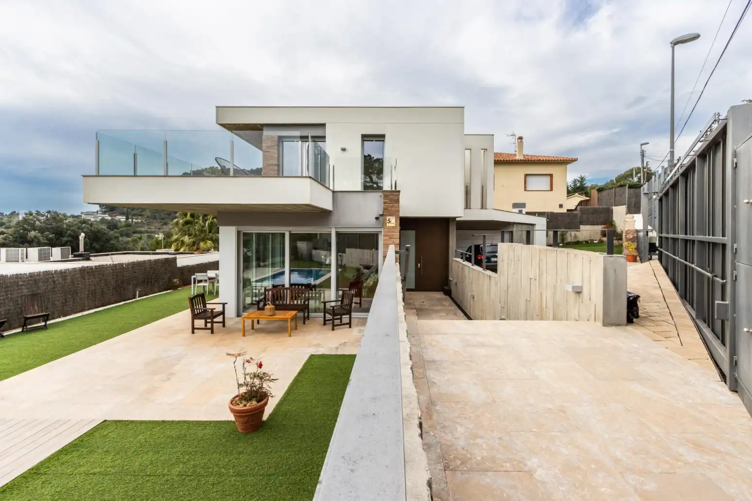 Vista exterior de Casa o chalet en venta en Matadepera con Aire acondicionado, Calefacción y Terraza