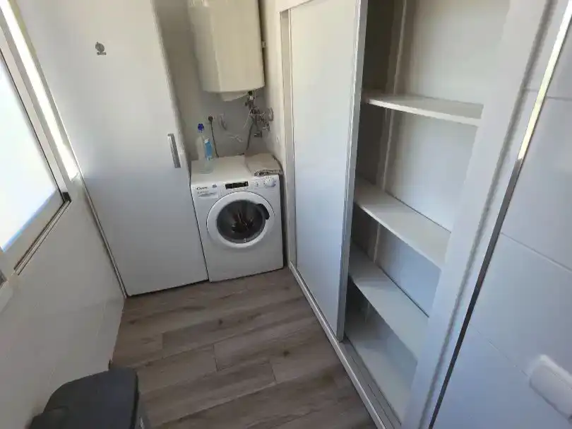Wohnung zur Miete in Gandia mit Klimaanlage, Schwimmbad und Möbliert