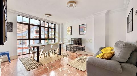 Foto 2 de Casa o chalet en venta en Del Carmen, Villalegre - La Luz, Avilés