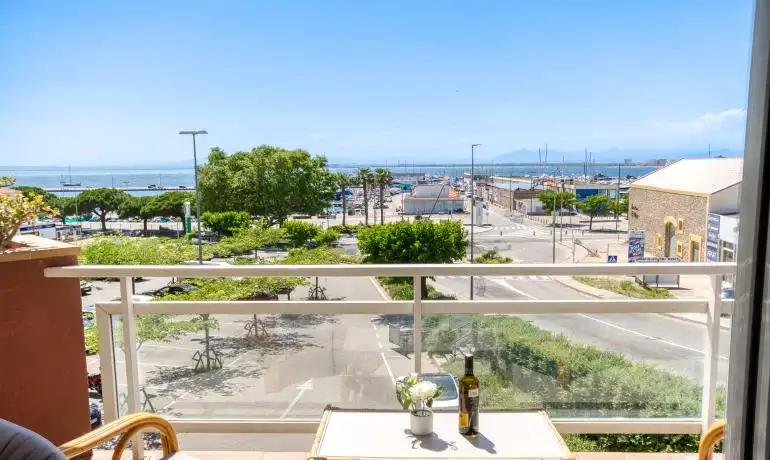 Vista exterior de Apartamento en venta en Roses con Aire acondicionado, Calefacción y Parquet