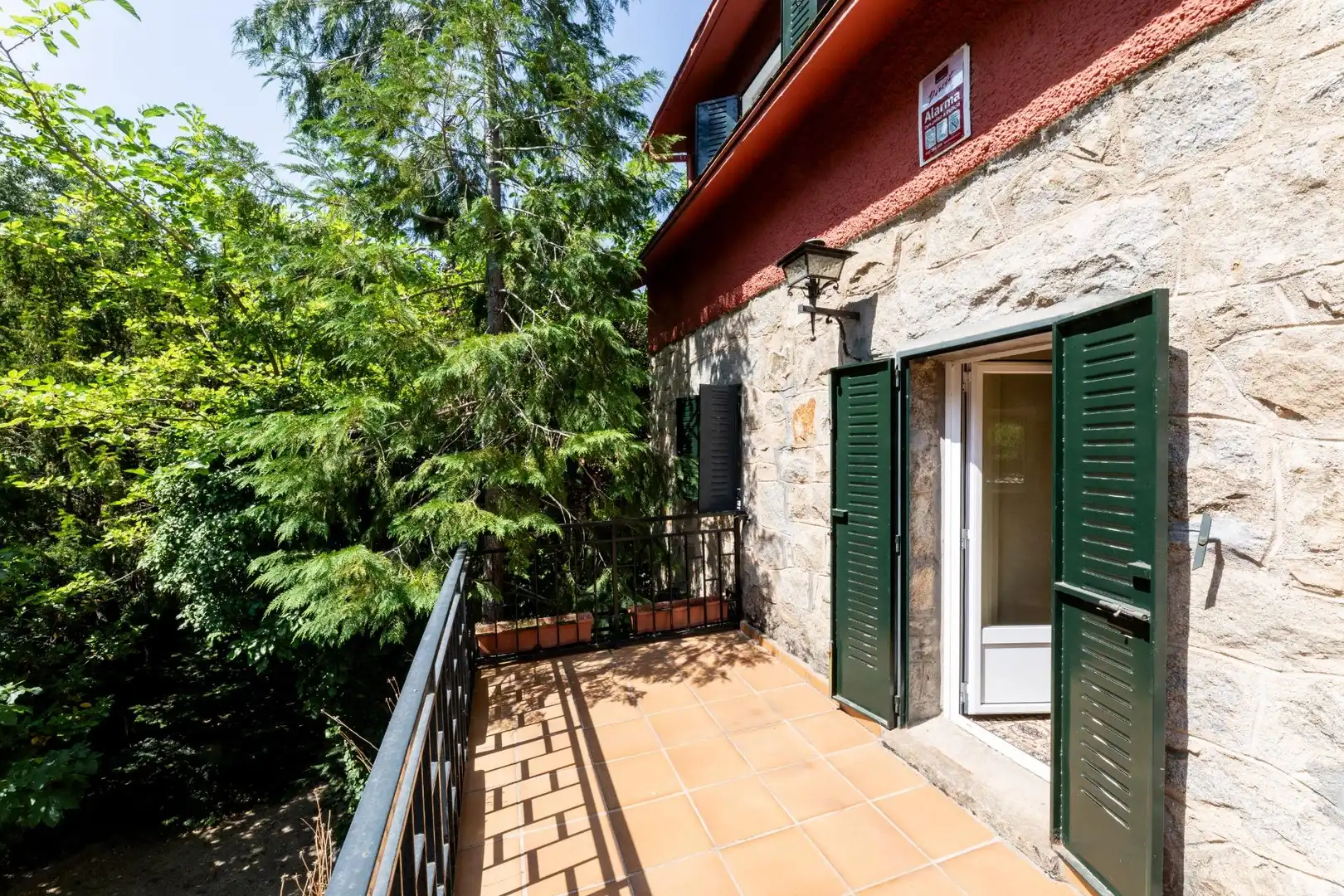Terraza de Casa o chalet en venta en Navacerrada con Calefacción y Jardín privado