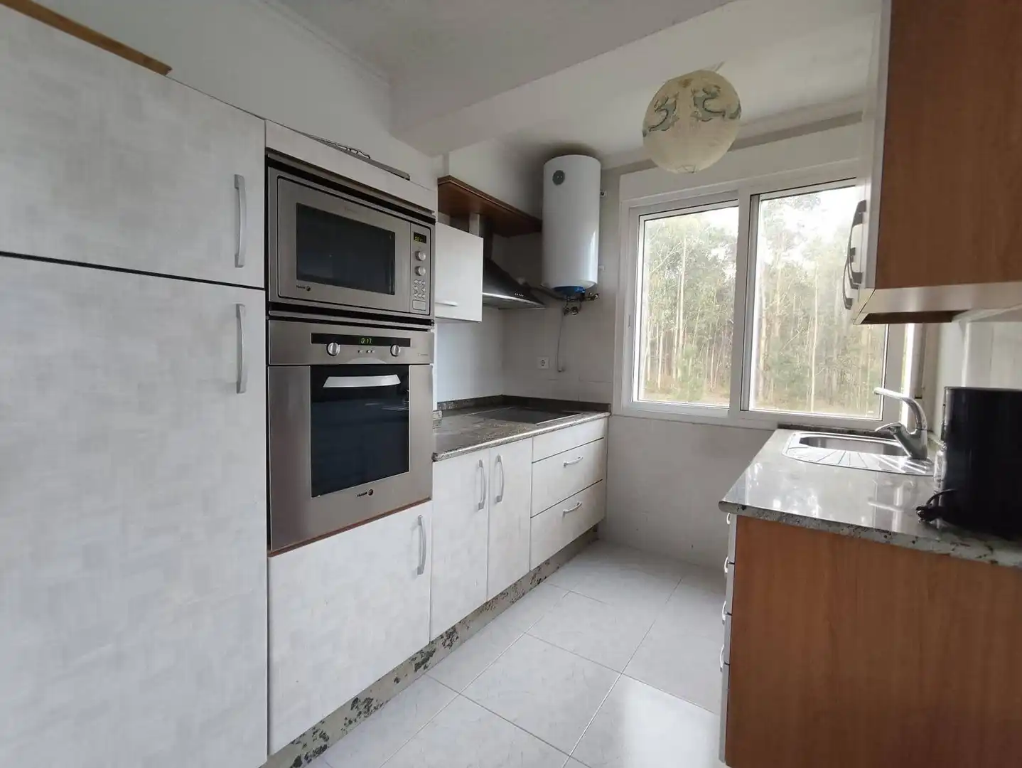 Kitchen of Flat for sale in Fisterra  with Furnished