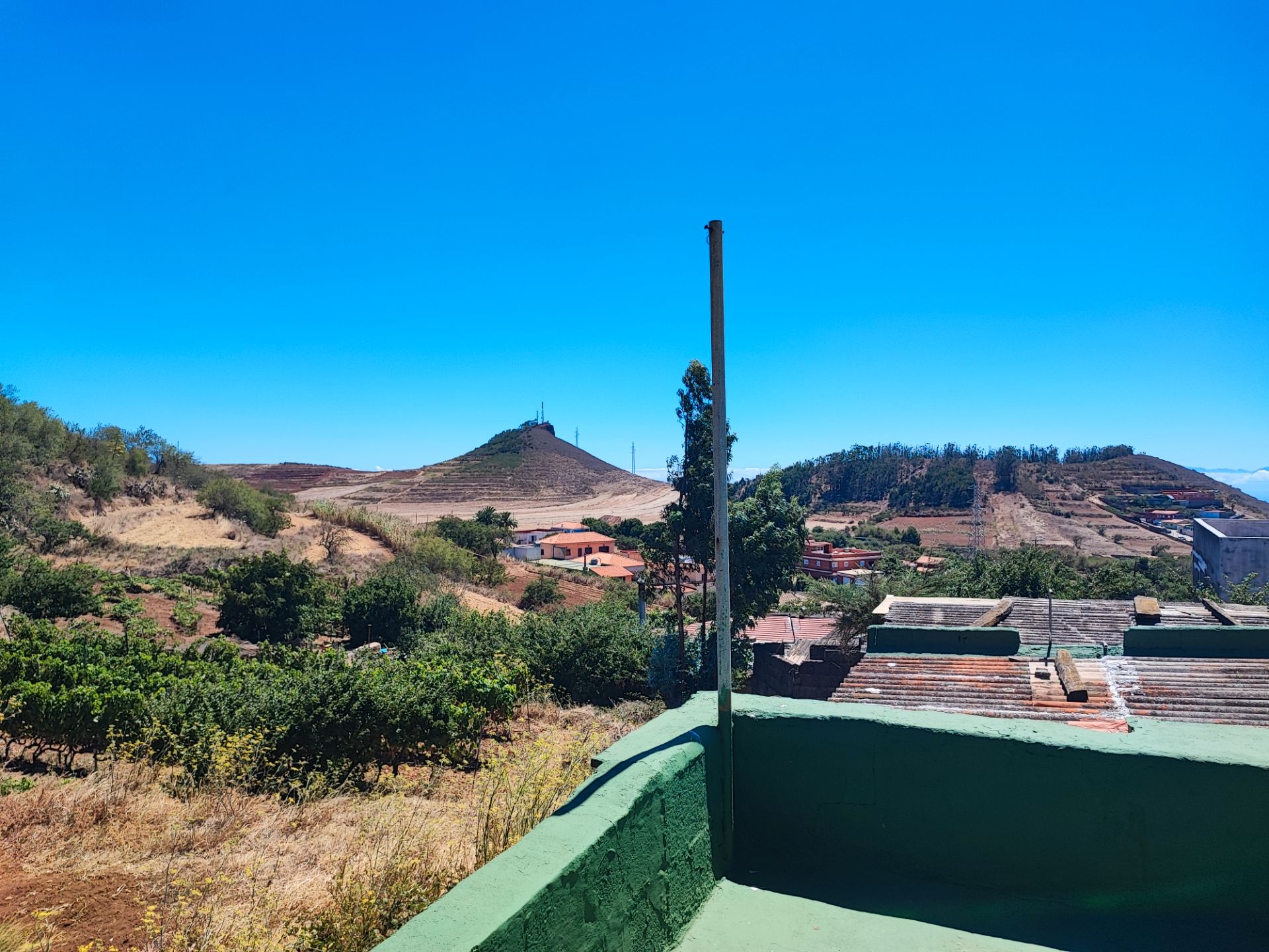 Vista exterior de Finca rústica en venda en El Rosario amb Jardí privat, Terrassa i Traster