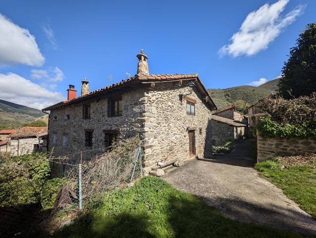 Casa-chalet en Venta en Agrupación Zaldierna, 36 en Ezcaray