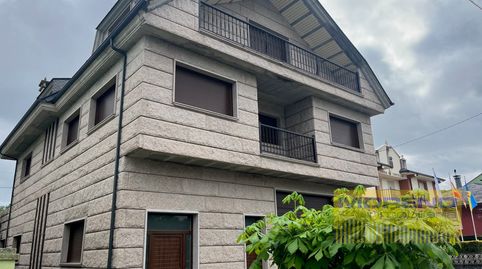 AMPLIO CHALET EN PARADELA