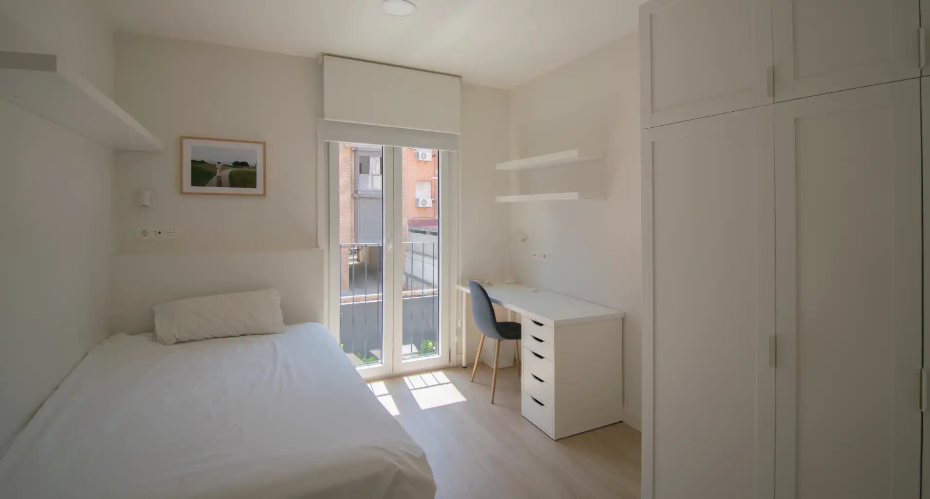 Dormitori de Casa o xalet per a compartir en Madrid amb Aire condicionat, Calefacció i Terrassa