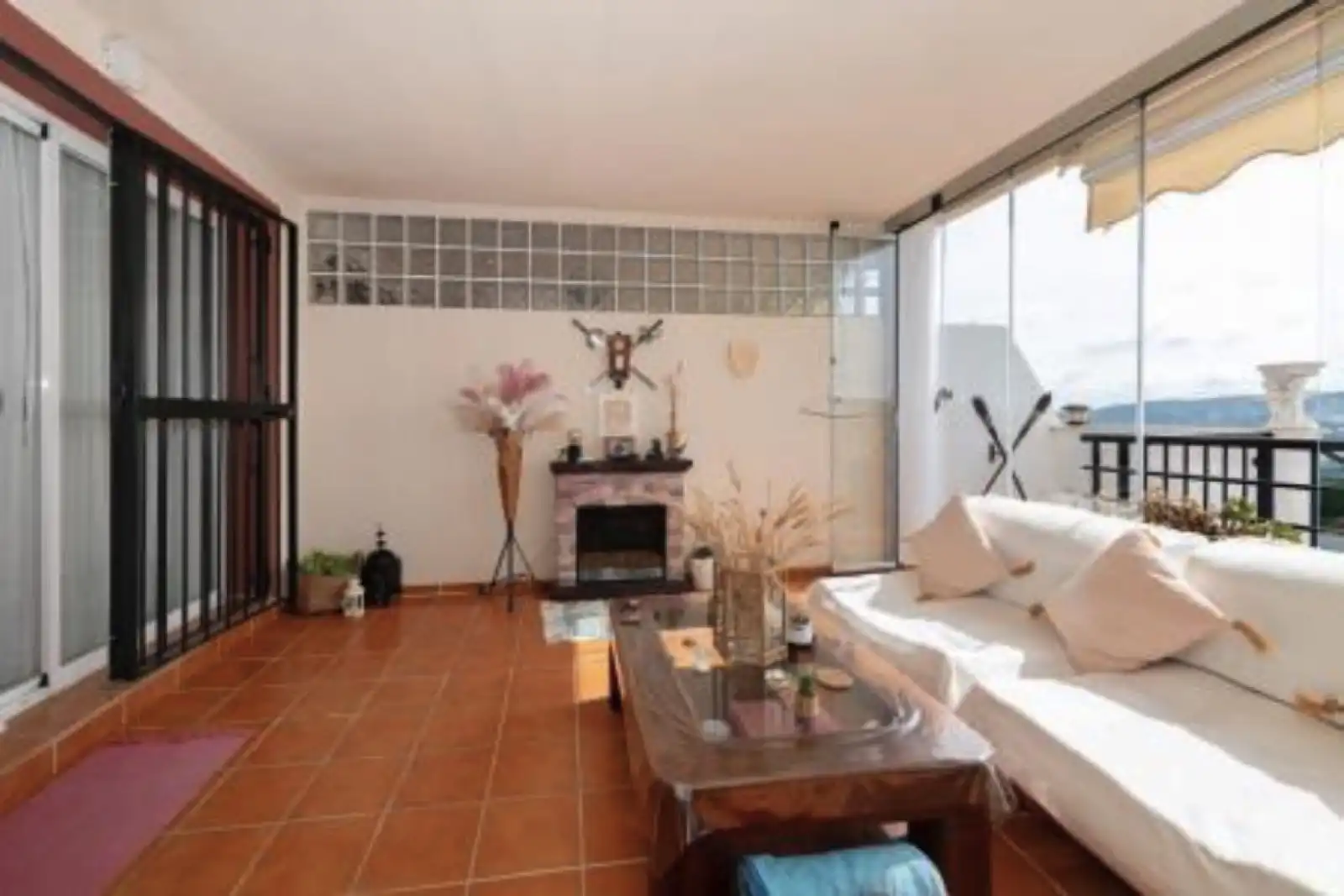 Home with pool for sale in Doña Julia Golf, imagen 2
