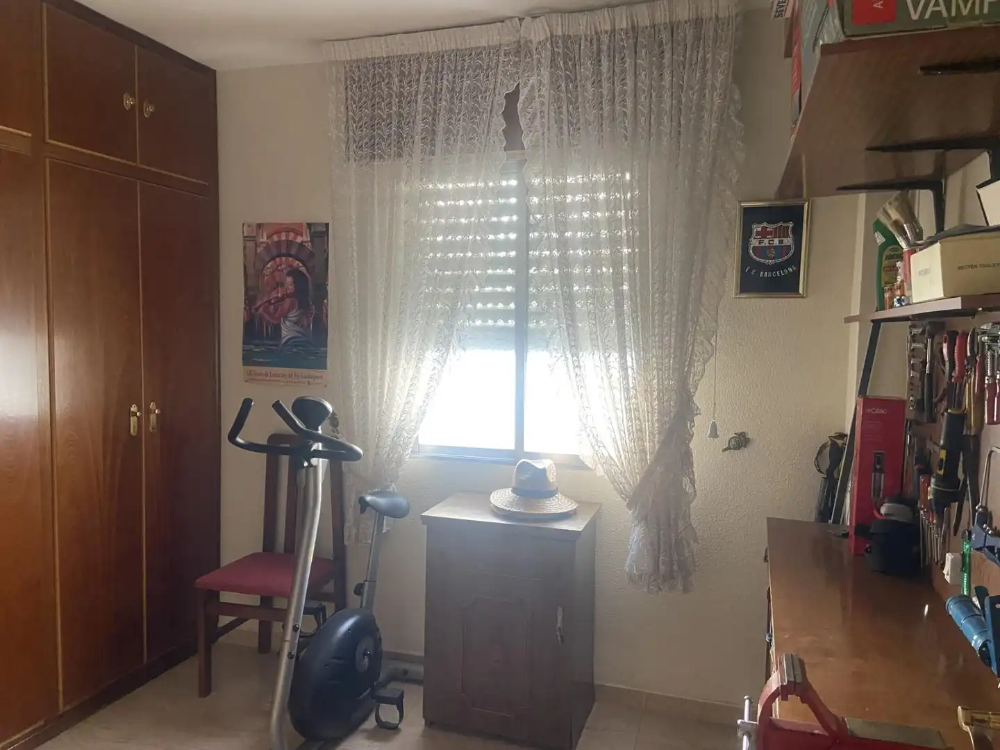 Dormitori de Pis en venda en Córdoba amb Aire condicionat i Terrassa