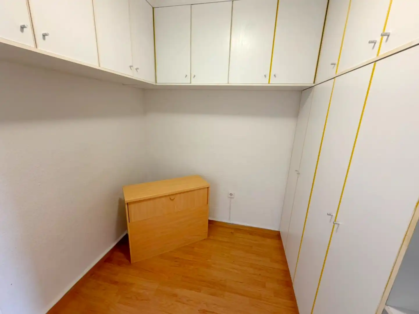 Dormitori de Pis en venda en El Prat de Llobregat amb Aire condicionat, Calefacció i Parquet