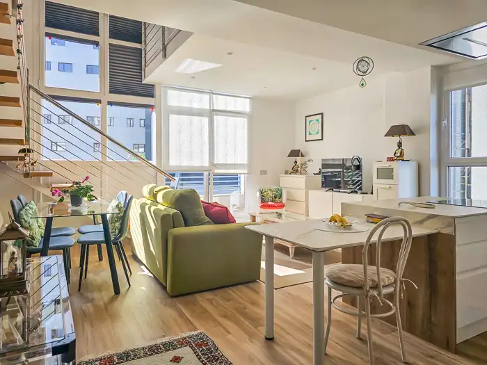 Sala de estar de Loft en venta en San Sebastián de los Reyes con Aire acondicionado, Calefacción y Terraza