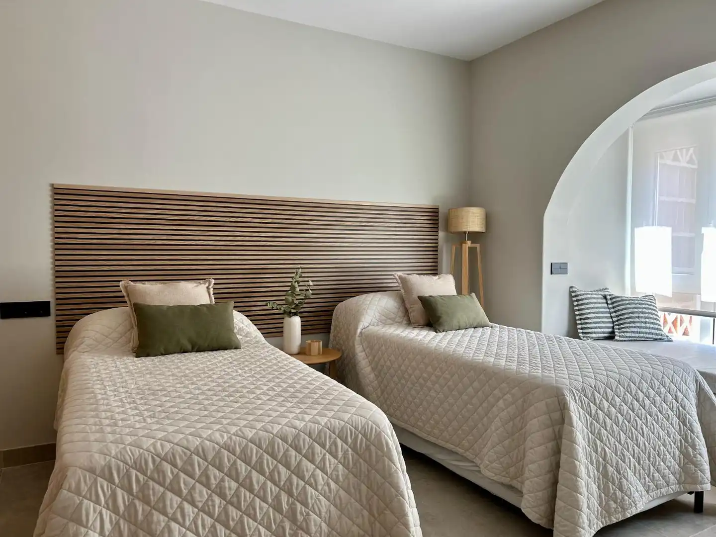 Bedroom of Apartments for sale in Marbella  with Air Conditioner, Heating and Private garden