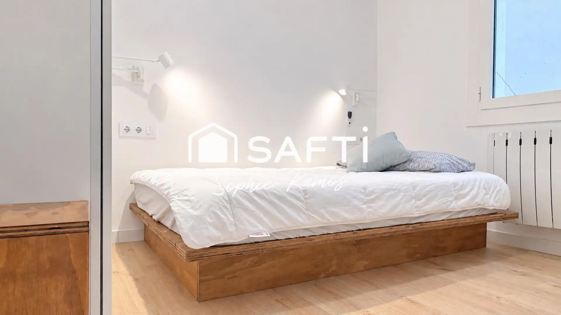 Bedroom of Flat for sale in Sant Martí