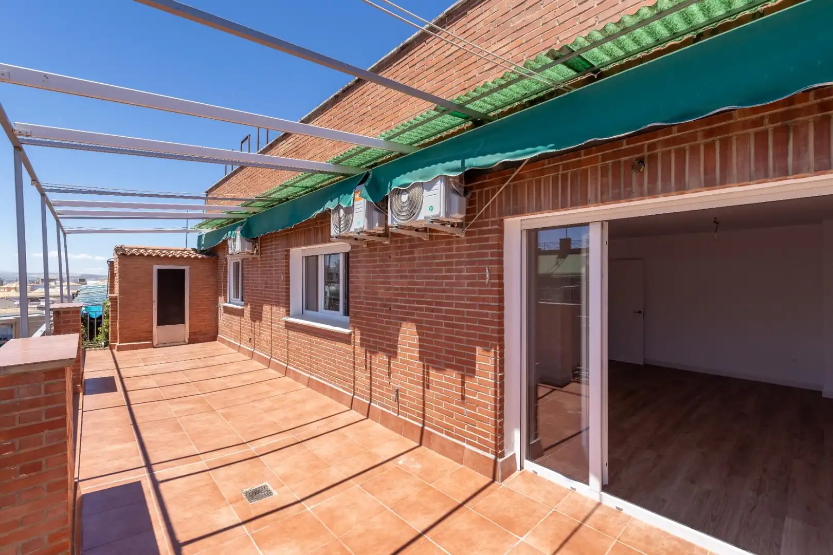 Àtic amb jardí en venda a Avenida Avenida Madrid, imagen 24