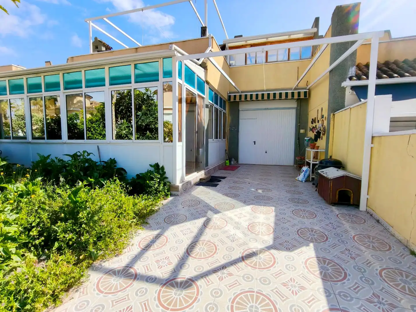Garden of Houses for sale in Benferri  with Air Conditioner, Private garden and Terrace