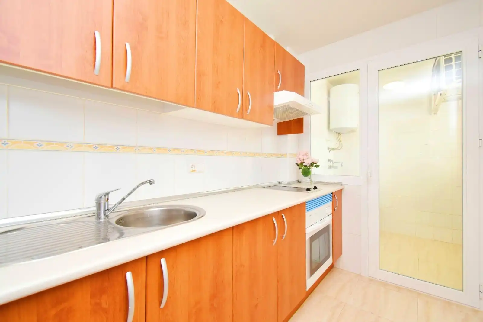 Cuina de Pis en venda en El Ejido amb Aire condicionat, Terrassa i Moblat