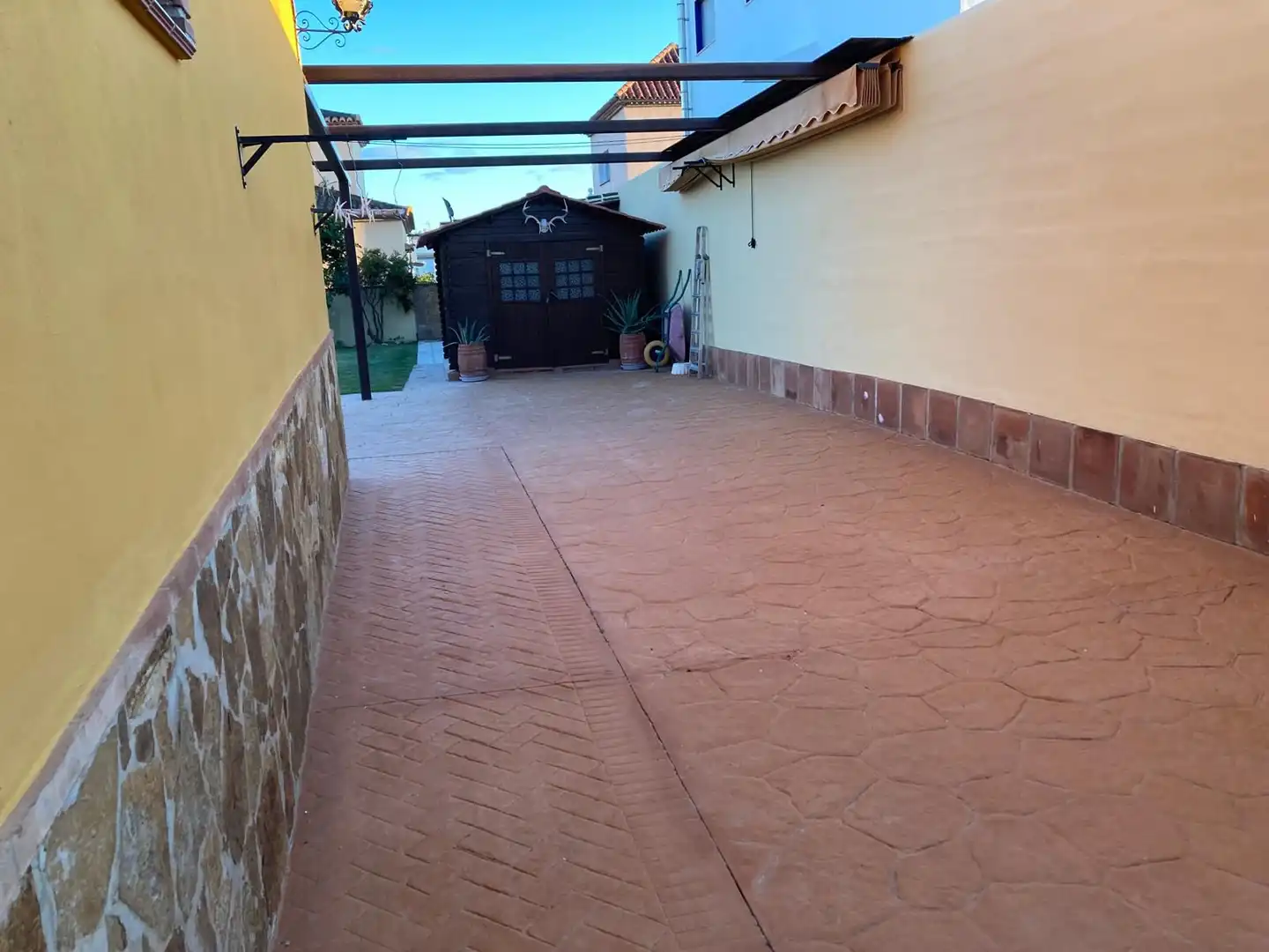 Terraza de Casa o chalet en venta en Fuengirola con Aire acondicionado, Jardín privado y Parquet