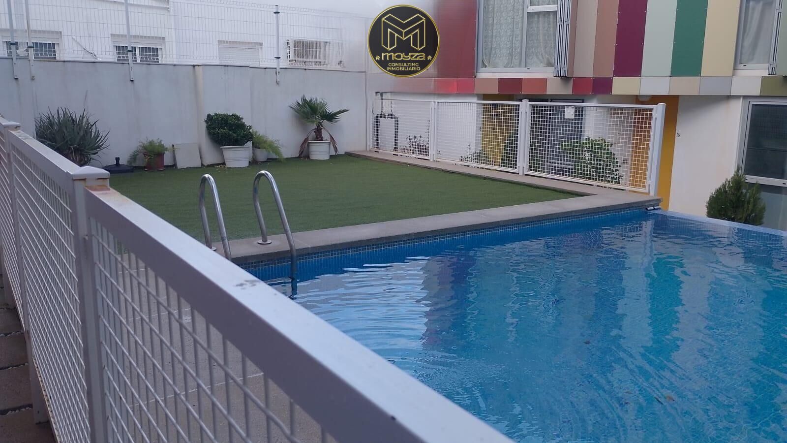 Piscina de Dúplex en venta en  Jaén Capital con Aire acondicionado, Terraza y Amueblado