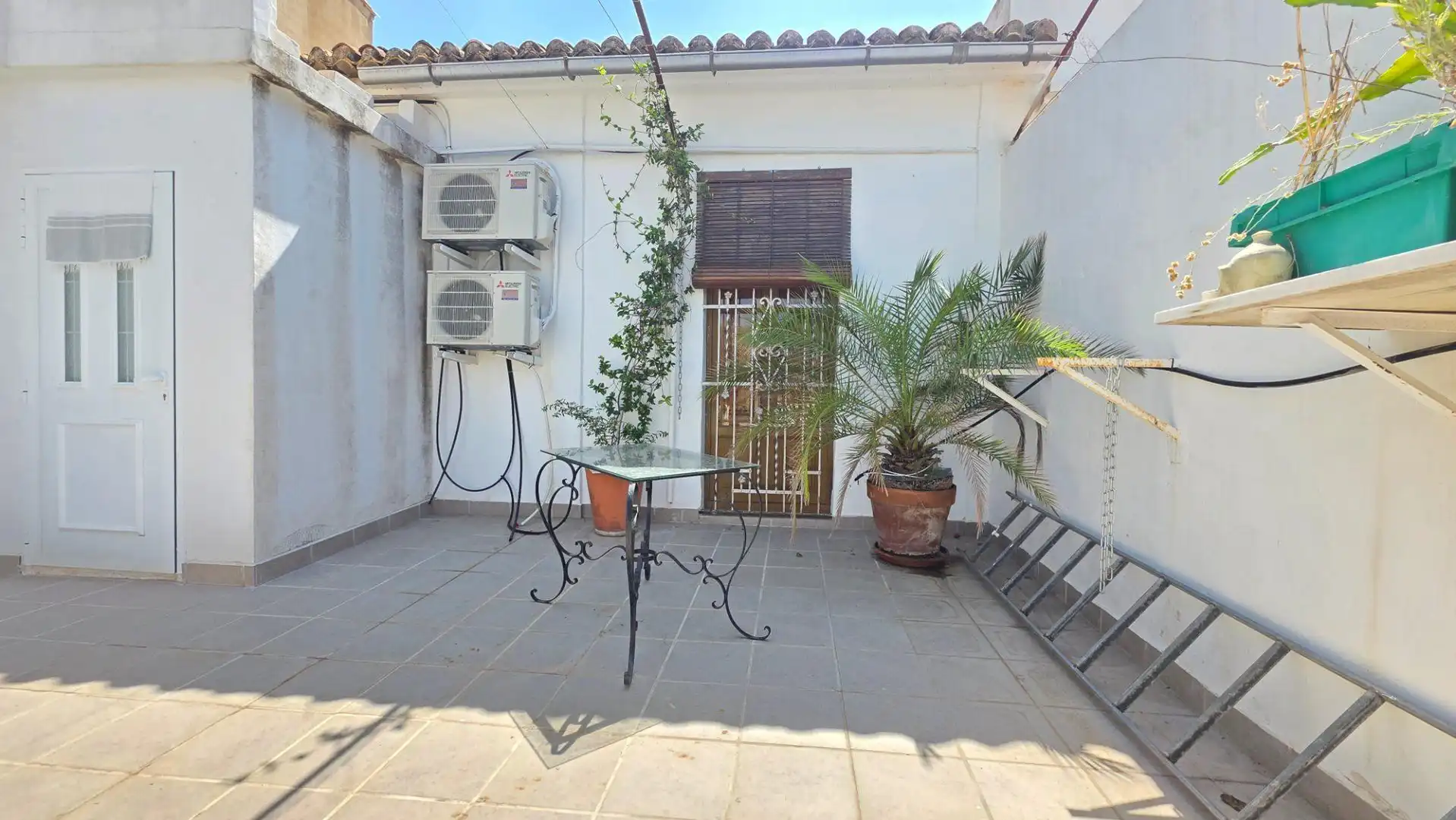 Terrassa de Casa o xalet en venda en El Real de Gandia amb Aire condicionat, Calefacció i Jardí privat
